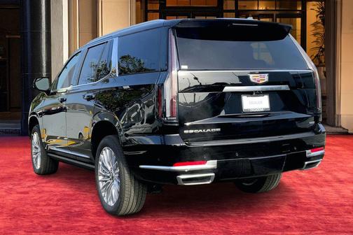 2026 Cadillac Escalade Luxury