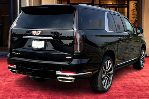 2026 Cadillac Escalade ESV Luxury