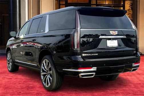 2026 Cadillac Escalade ESV Luxury
