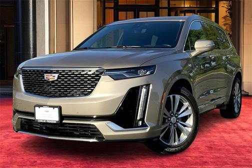 2022 Cadillac XT6 Premium Luxury FWD
