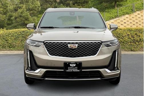 2022 Cadillac XT6 Premium Luxury FWD