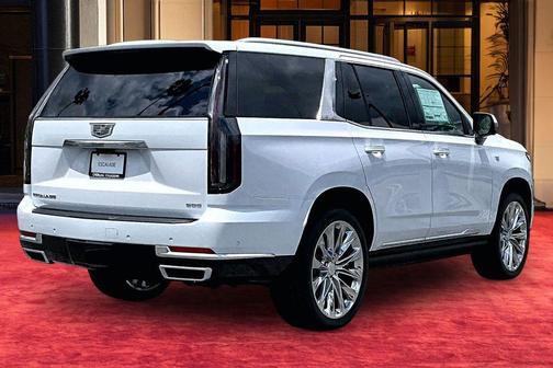 Vibrant White Tricoat 2026 Cadillac Escalade Sport Platinum