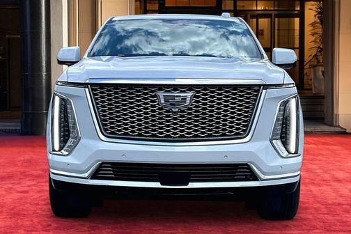 Vibrant White Tricoat 2026 Cadillac Escalade Sport Platinum