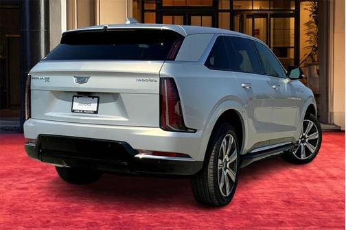 2025 Cadillac Escalade IQ Luxury 2