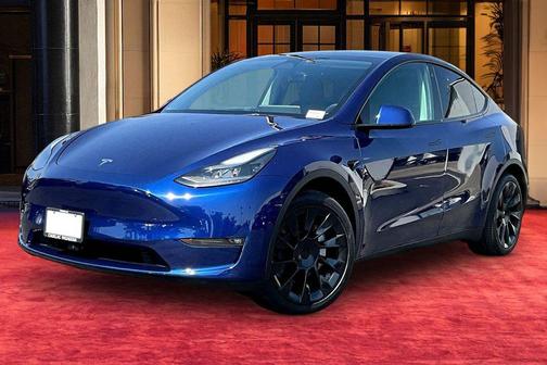 Deep Blue Metallic 2023 Tesla Model Y Long Range Dual Motor All-Wheel Drive