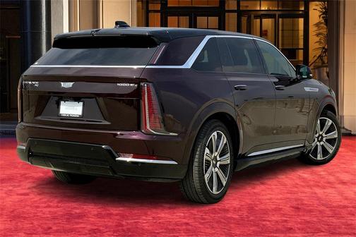 2025 Cadillac Escalade IQ Luxury 2