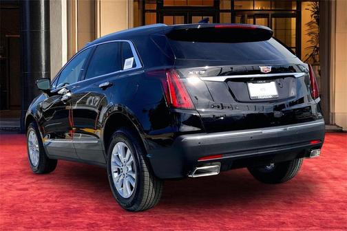 2026 Cadillac XT5 Luxury