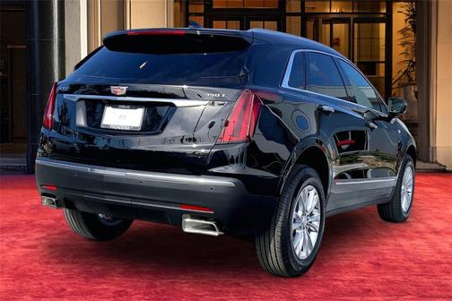 2026 Cadillac XT5 Luxury