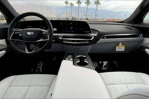 2025 Cadillac LYRIQ Sport