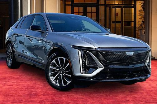 Argent Silver Metallic 2026 Cadillac LYRIQ Sport