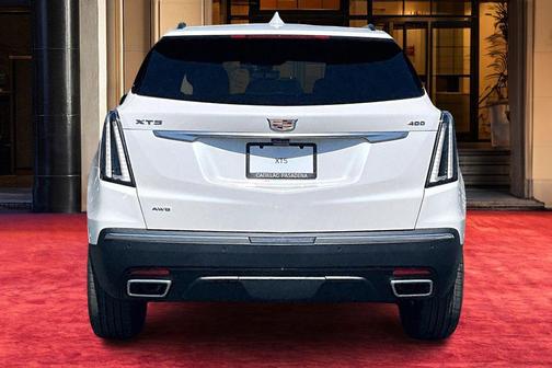 Crystal White Tricoat 2026 Cadillac XT5 Sport
