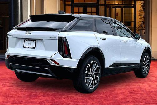 Vibrant White Tricoat 2026 Cadillac OPTIQ Sport