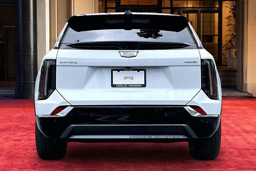 Vibrant White Tricoat 2026 Cadillac OPTIQ Sport
