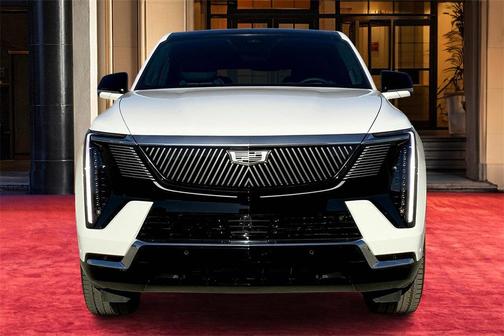 2025 Cadillac Escalade IQ Luxury 2