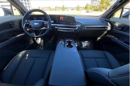 2025 Cadillac LYRIQ Luxury w/1SC