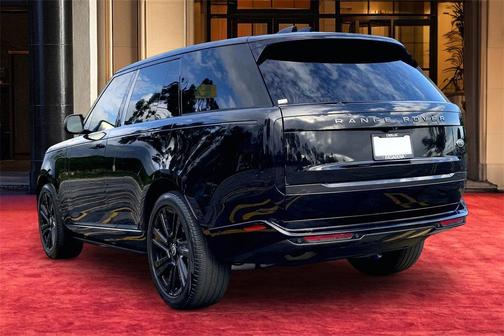 2023 Land Rover Range Rover P400 SE