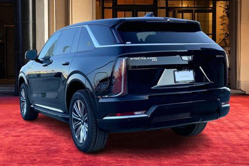 2026 Cadillac Escalade IQ Luxury