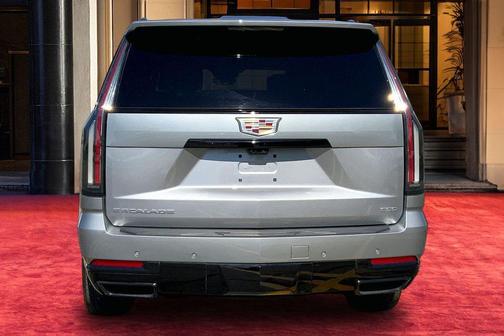 2025 Cadillac Escalade ESV Sport