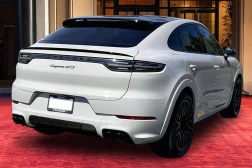 2022 Porsche Cayenne GTS