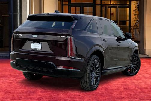 2025 Cadillac Escalade IQ Sport 2