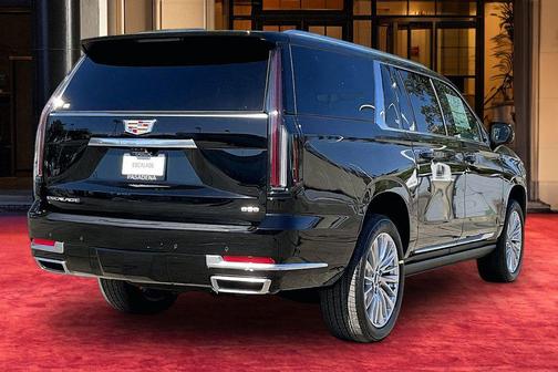 2026 Cadillac Escalade ESV Luxury