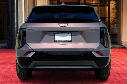 2025 Cadillac OPTIQ Luxury 2 AWD