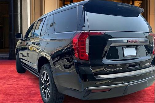 2023 GMC Yukon 4WD AT4