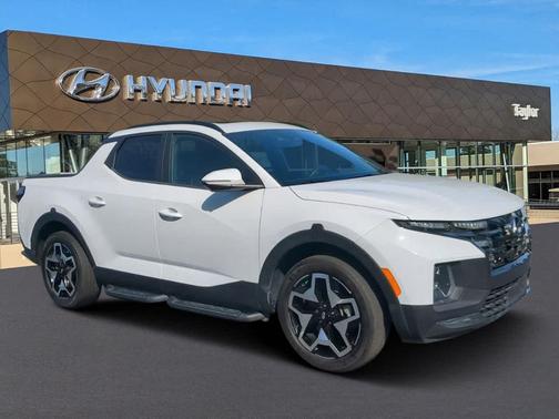 Ice White 2022 Hyundai SANTA CRUZ 2.5T Limited