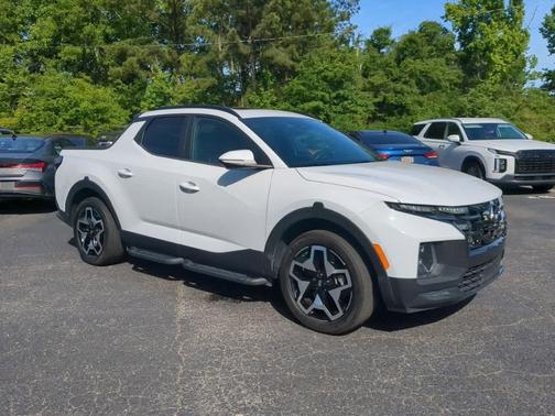 Ice White 2022 Hyundai SANTA CRUZ 2.5T Limited