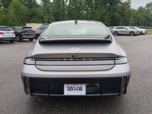 2023 Hyundai IONIQ 6 SEL