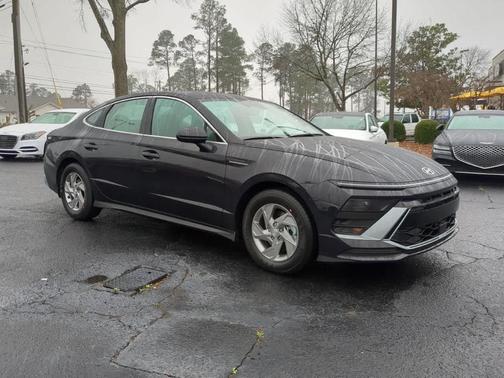 2025 Hyundai SONATA SE