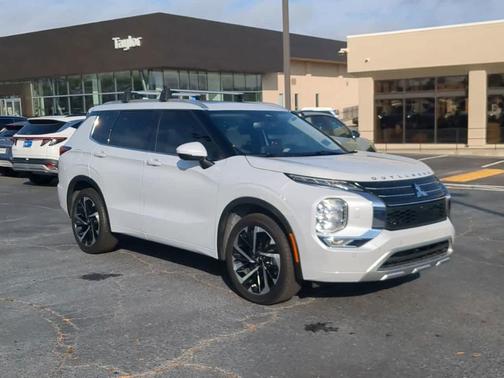 2024 Mitsubishi Outlander SEL