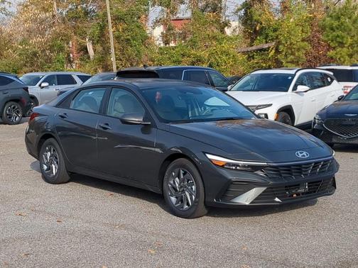 2026 Hyundai ELANTRA HEV Blue