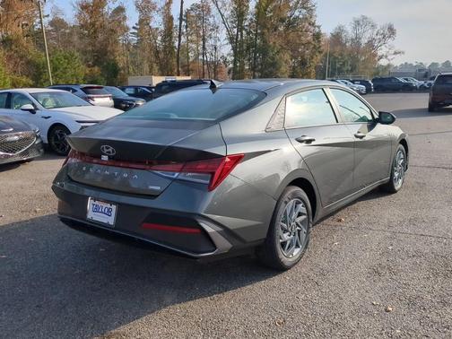 2026 Hyundai ELANTRA HEV Blue