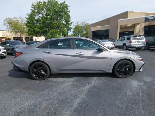 Metal 2026 Hyundai ELANTRA SEL SPORT PREMIUM