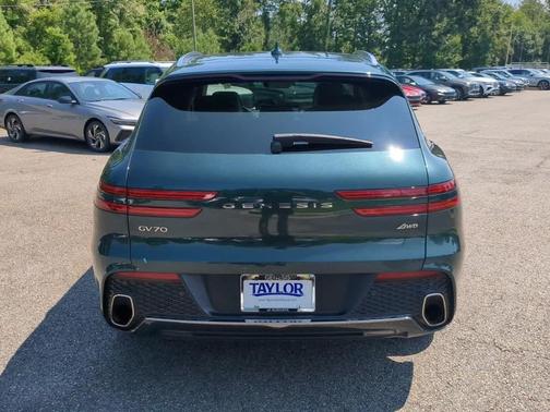 2023 Genesis GV70 2.5T