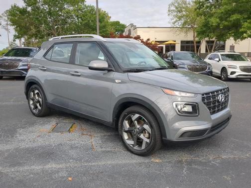 Galactic Gray 2023 Hyundai VENUE SEL