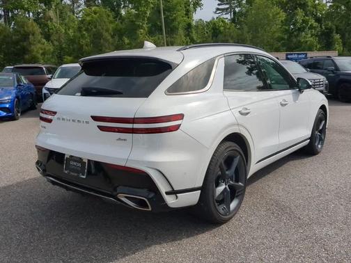 Uyuni White 2026 Genesis GV70 2.5T Sport Prestige