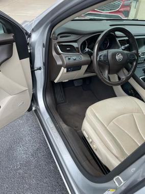 2017 Buick LaCrosse Essence