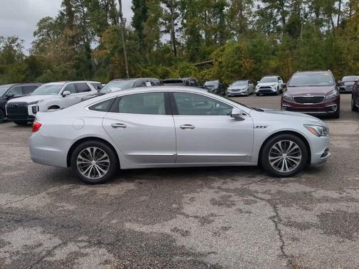 2017 Buick LaCrosse Essence