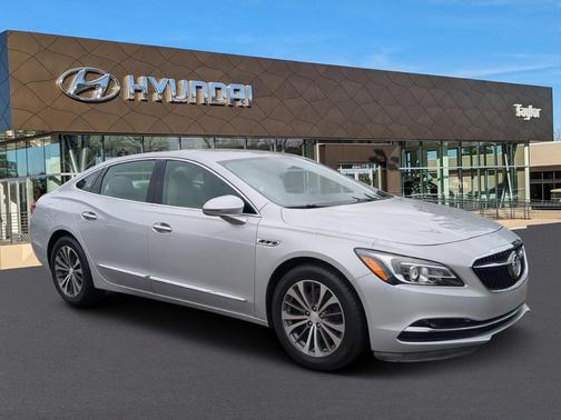 2017 Buick LaCrosse Essence