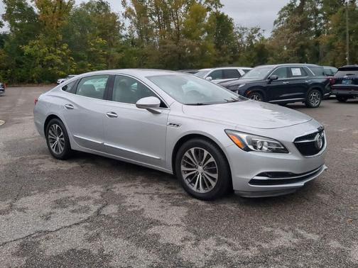 2017 Buick LaCrosse Essence