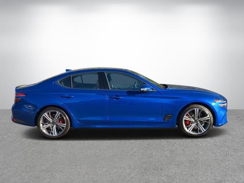 2025 Genesis G70 3.3T Sport Advanced