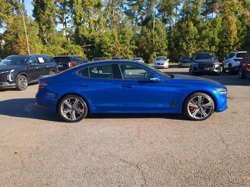 2025 Genesis G70 3.3T Sport Advanced