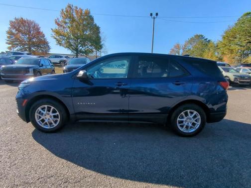2022 Chevrolet Equinox LS