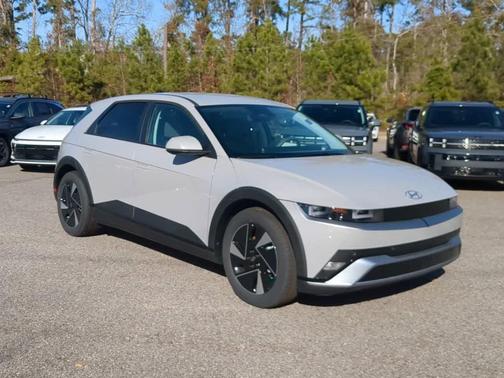 2025 Hyundai IONIQ 5 SE