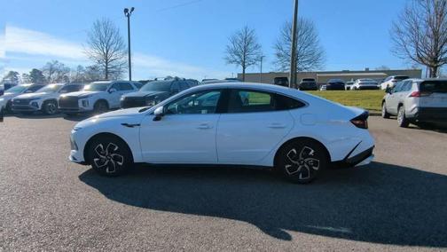 2024 Hyundai SONATA SEL