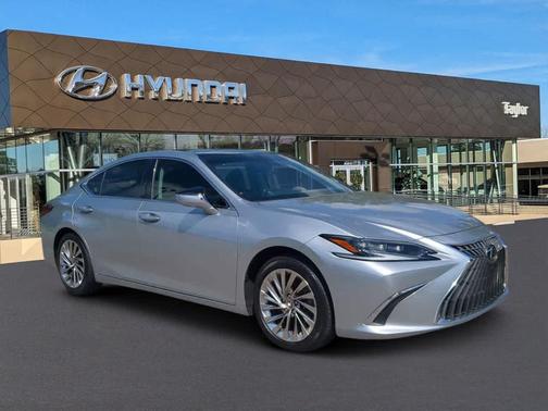 2022 Lexus ES 350 Ultra Luxury