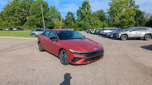 2025 Hyundai ELANTRA SEL Sport