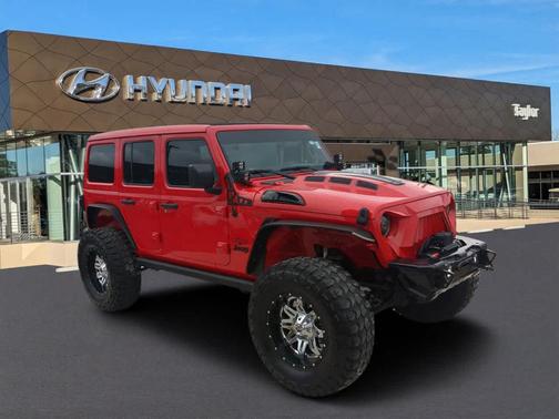 2020 Jeep Wrangler Unlimited Sahara Altitude